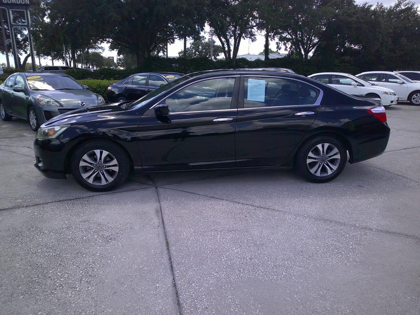 2014 BLACK HONDA ACCORD LX (1HGCR2F31EA) , located at 1200 Cassat Avenue, Jacksonville, FL, 32205, (904) 695-1885, 30.302404, -81.731033 - Photo#4